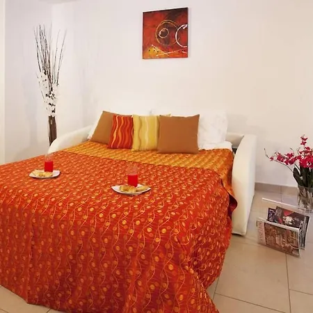 2-1 Of 11 In An Exclusive By Italian تريميتْسّو