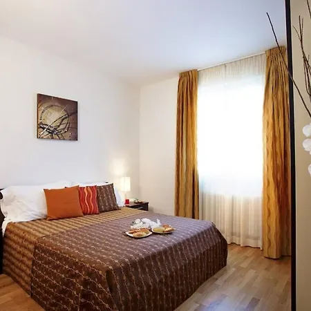 2-1 Of 11 In An Exclusive By Italian Apartment *