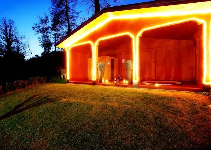 2-1 Of 11 In An Exclusive By Italian * Tremezzo