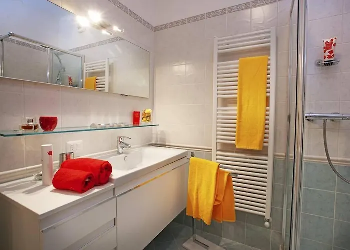 Appartamento 2-1 Of 11 In An Exclusive By Italian Tremezzo